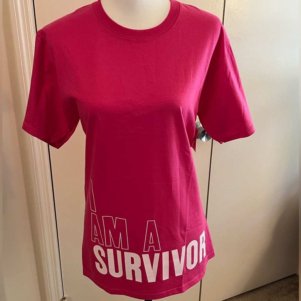 NWT Hanes “I Am A Survivor” T-shirt for Breast Cancer Awareness Month